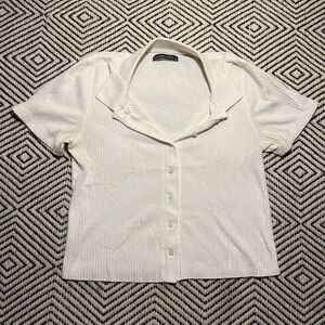 Abercrombie Button Up White Cropped Collared Shirt L Cream Short Sleeve